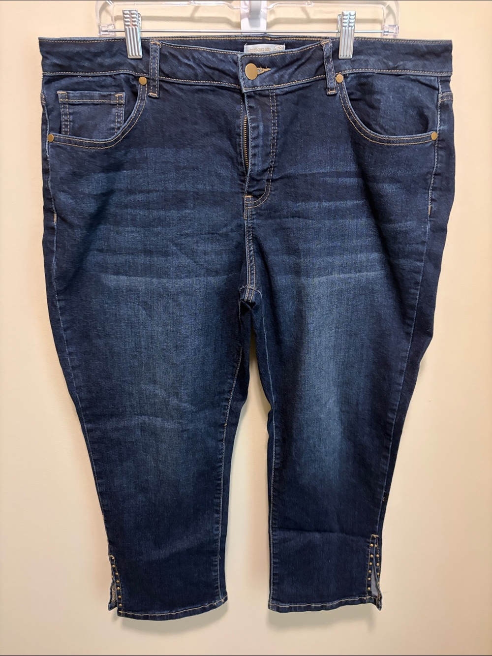Dark Blue Cropped Ankle Jeans with Stud Hem